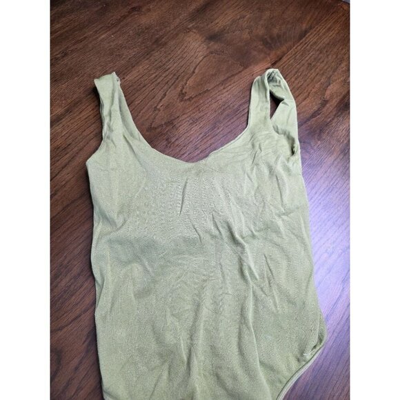 Scoop Neck Ribbed Thong Bodysuit Snap Closure Olive Green Womens Size S - Picture 7 of 11